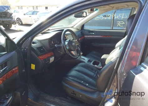 2010 Subaru Outback 2.5I Limited z USA, uszkodzony, nr VIN 4S4BRCLC9A3361728